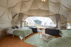 ラグーンドーム＜ダブルベット×3台・個別シャワー・トイレ完備＞