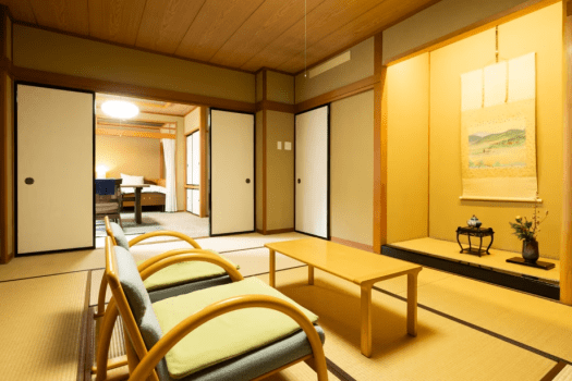 [Momoyama-an] Japanese-Western style room with an open-air hot spring bath / Shiratama Room (room)