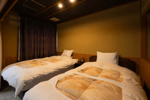 [Momoyama-an] Japanese-Western style room with an open-air hot spring bath / Shiratama Room (room)