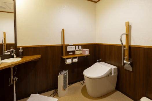 [Momoyama-an] Japanese-Western style room with an open-air hot spring bath / Shiratama Room (room)