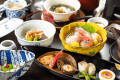 お部屋でゆっくり旬を彩る懐石料理をお楽しみ下さい。