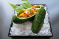 氷の海に浮かぶ、加賀野菜の宝船。どっしりとした太きゅうりの器が、金沢の夏の訪れを告げます。