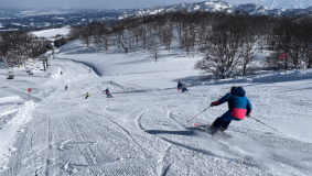 【20周年記念感謝プラン】リフト券＆ランタンなど４大特典付き★スキー場オープン記念！初滑り満喫プラン