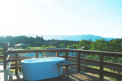 【／Sauna】開放感のある水風呂スペースです。