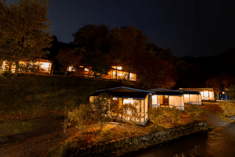 【週末もおトクに】ソロキャンプ応援キャンペーン　(アメリカントレーラーハウス・コテージ)