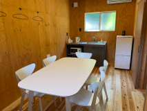 トレーラー・コテージの室内・デッキをご利用してのデイキャンプ