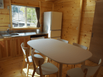 トレーラー・コテージの室内・デッキをご利用してのデイキャンプ