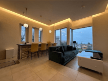 ハナレ　101　リビングダイニング