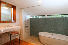 【デラックスルームA/カワセミ　バススペース　一例】カワセミのみのオリジナルバススペースとなります。