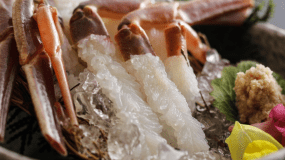 活松葉ガニの刺身