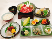 【一泊二食付・ご夕食】ワンドリンク付！生ビールもお選び頂けます！！ボリューム満点♪