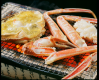 【焼きガニ】女将やスタッフが遠赤外線のガスコンロで目の前で焼いてくれる焼きガニ！