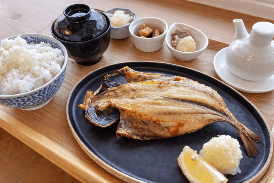 アジの干物定食