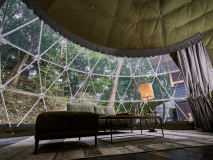 ドームtypeA／セミダブルベッド×４台