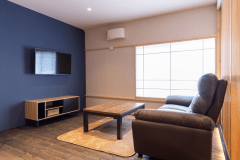 客室「くろゆり」