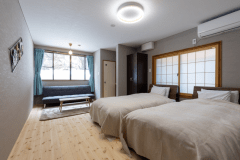 客室「しゃくなげ」