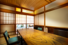 【個室お食事処】当館は個室でのお食事となりますので、プライベート空間が保たれます♪