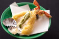 【カニ天ぷら】熱々をどうぞ！サックサクのカニ天ぷら！
