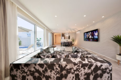 E棟_10名定員［プロジェクター＆プール＆ジャグジー＆露天風呂＆サウナ付］