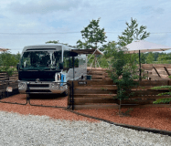 🐶段々サイト⑤（全長8m×8m）天然芝ドッグフリーサイト・ワンちゃんいない方でもご利用可