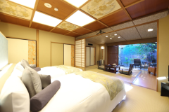 Open-air Bath／Japanese Style Room with Twin Bed