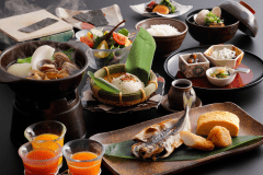 旅館らしい素材を取り揃えた朝食。良き日の始まりを願ってご提供します。