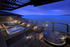 【爽天（そうてん）の湯】瀬戸内海の海と夕陽と空を感じるお風呂