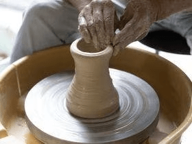 【大切な方と過ごす特別な時間】砥部焼  陶芸体験プラン