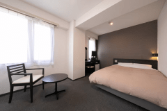 【禁煙】ダブルルーム（バス・トイレ付）