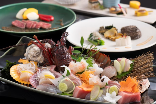 特選会席（お造り）贅を尽くした美食の宝石箱！《松阪牛》《伊勢海老》《あわび》の極上の三重奏♪
