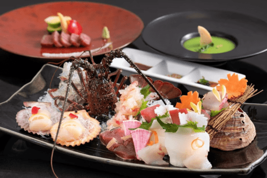 【2026春】特選会席　贅を尽くした美食の宝石箱！《松阪牛》《伊勢海老》《あわび》の極上の三重奏♪