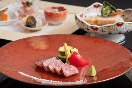 【2026春】特選会席　贅を尽くした美食の宝石箱！《松阪牛》《伊勢海老》《あわび》の極上の三重奏♪