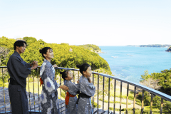 お子様も海の絶景に大喜び！家族と大切な時間をお過ごしください。
