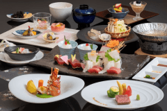 【2026春】志摩里海会席《伊勢海老》と《国産牛》を堪能いただける当施設一押しのプラン♪