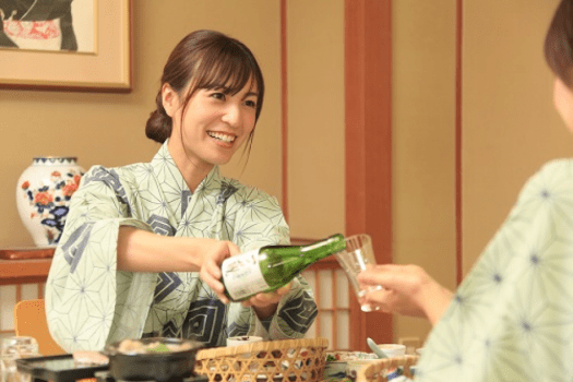 どうぞ、どうぞ！おっとっと！