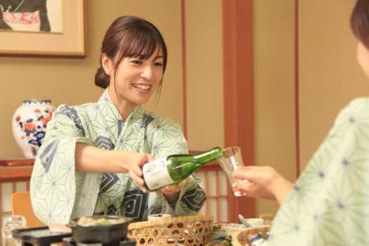 みんなで楽しく忘新年会！どうぞ、どうぞ