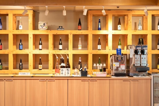 【客室無料グレードアップ】＜夕食バイキング＞一般客室同額で「御所湖＆奥羽山脈を望む和洋室」にご宿泊！