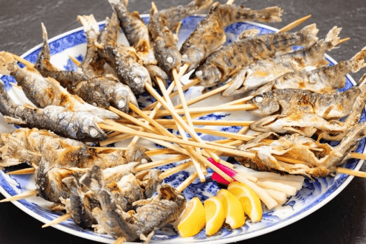 【ご夕食バイキング】＜19:30スタート＞夕食時間はごゆっくり、17種の湯めぐりを存分に愉しむ