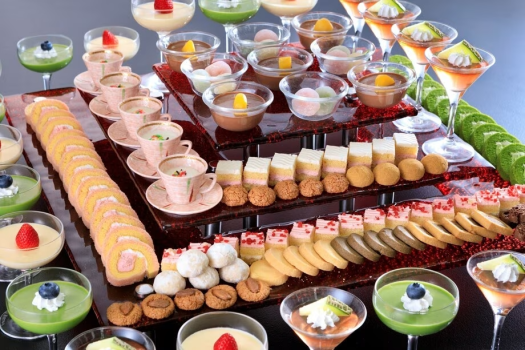 【9～11月・秋バイキング】＼食欲の秋満喫フェア／大鉢マグロ、B級グルメ、至福の彩りスイーツを堪能