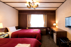 本館：洋室ツインルーム【バス・トイレ付】