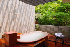 203 沙｜洋室 +天然温泉露天風呂 46平米+テラス