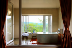 201 遥｜洋室 角部屋+天然温泉半露天風呂49平米