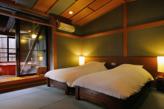 205 路-LUU-黄金の黄昏｜和洋室 +天然温泉露天風呂54平米 +月見台