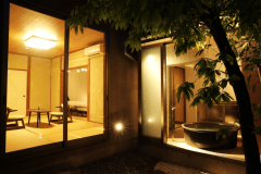 半露天風呂付き和洋室　【　里　さと　】の部屋