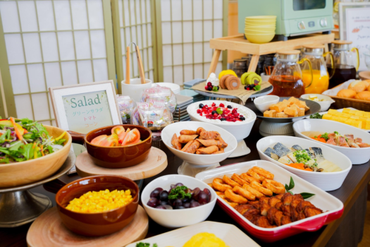 朝食は日替わりおかずが美味しいと人気です