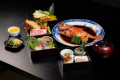 金目鯛の姿煮＋豪華４段重（鮑の姿煮・静岡県産牛）　※一例