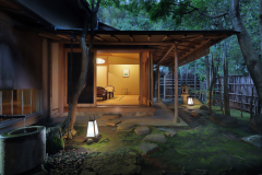 【松の生】露天風呂付離れ（122平米）