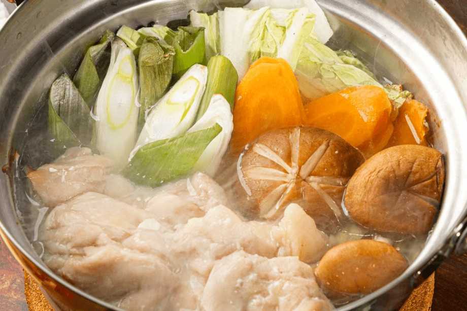 ◆◇あったかお鍋◆◇《Standard》地元のブランド鶏をふんだんに使用したスタンダード鍋コース～アルコールを含む飲み放題付き！～【1泊２食】