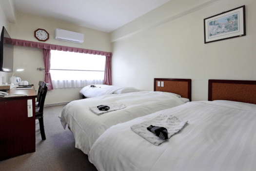 【禁煙】トリプル｜22平米　シモンズベッド　無料Wi-Fi