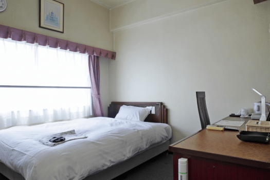 【喫煙】シングルA｜14平米　シモンズベッド　無料Wi-Fi